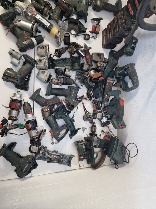 Metabo 18v запчастини