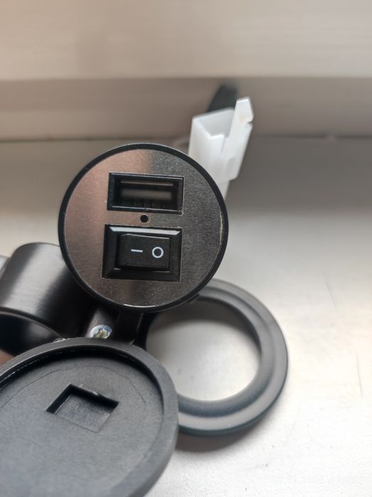 USB зарядка мото і авто 5V-2A