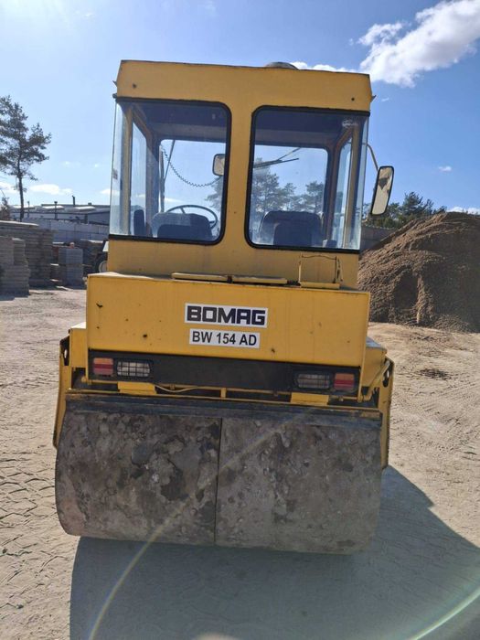 Walec BOMAG BW 154 AD