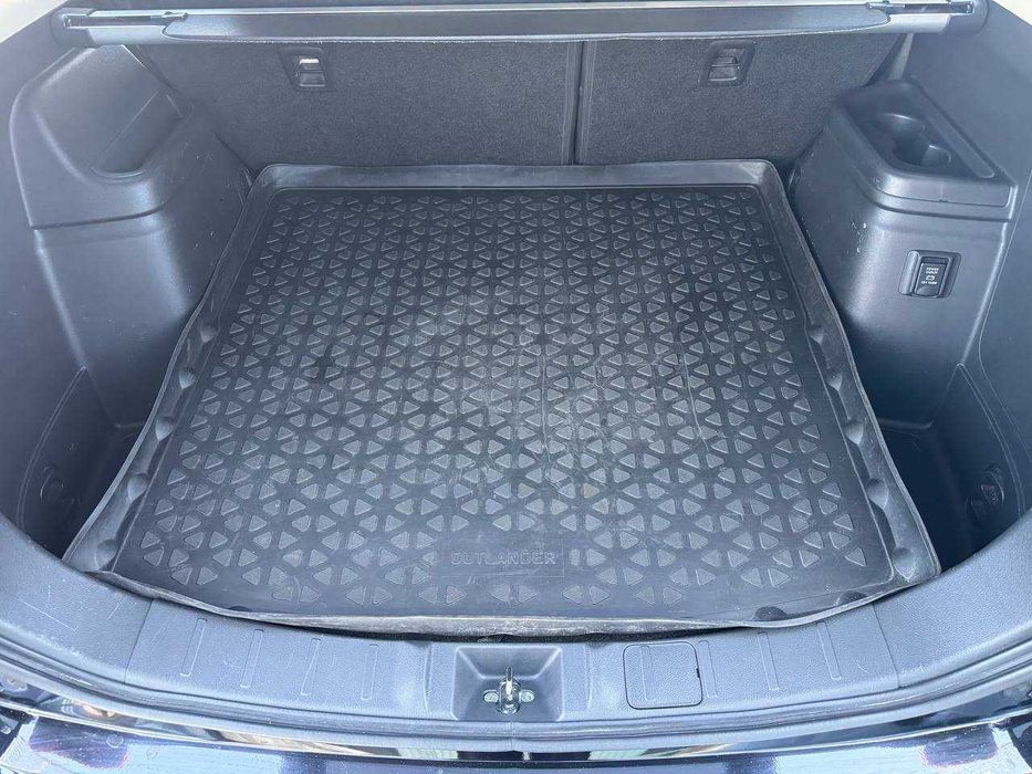 Mitsubishi Outlander 2017 Офіціал