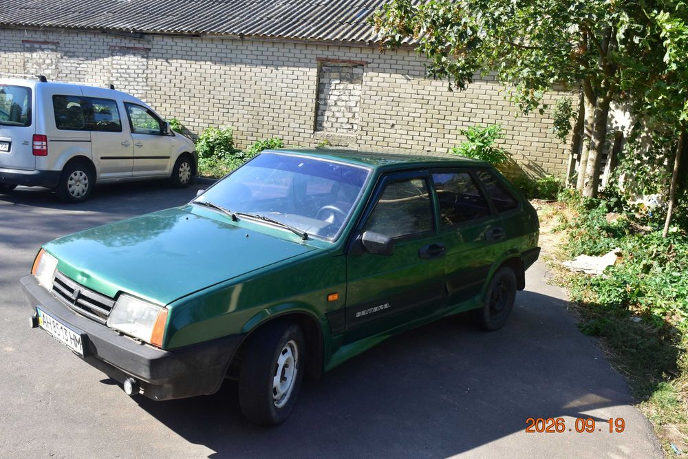 автомобіль ВАЗ 2109