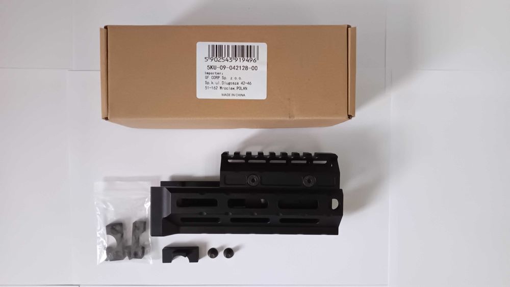 Zestaw MLOK 5KU do replik AK Midwest Industries (MWI krótkie) Czarny