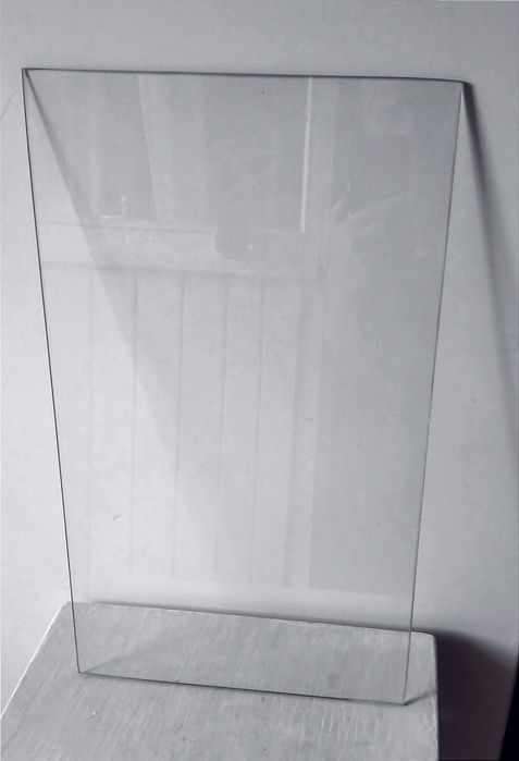 Стекло оконное 4 см.