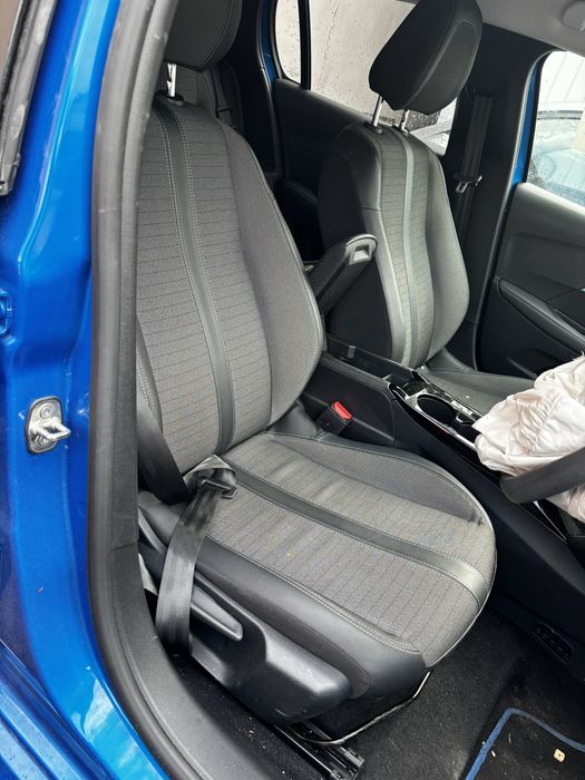 Шрот розборка запчастини Пежо Peugeot 208 e електро
