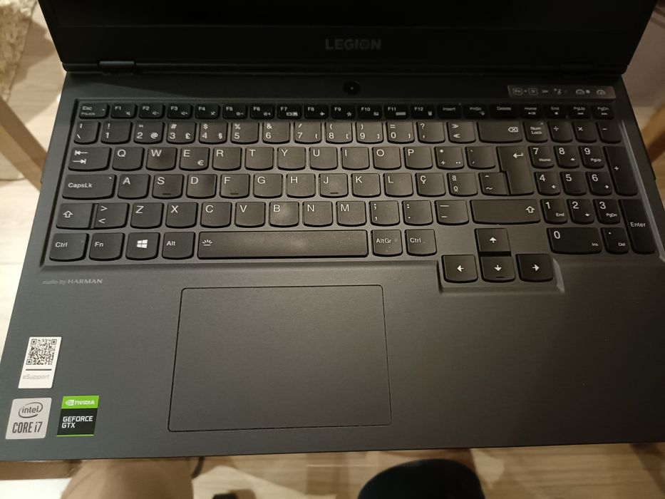 Portátil gaming Lenovo legion 5 15IMH05