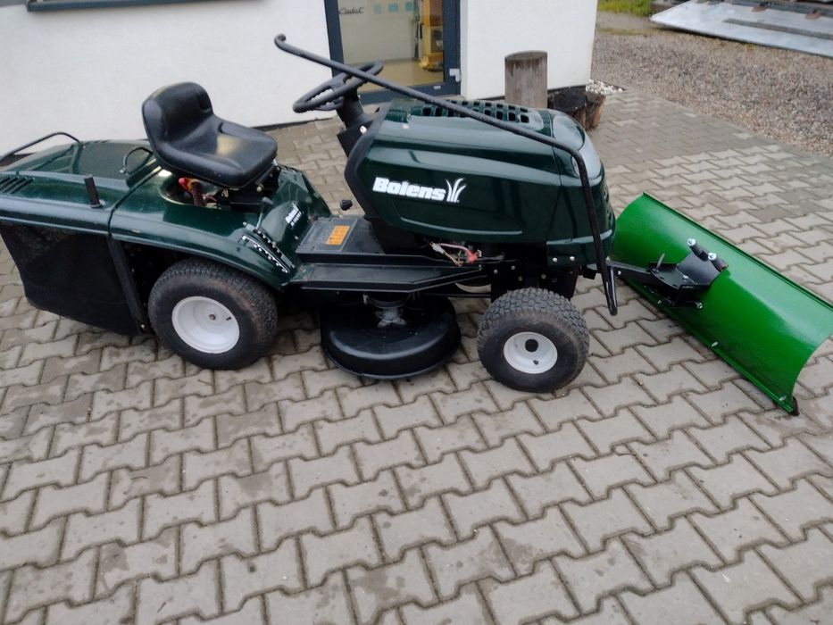 Pług do śniegu traktorek ciągniczek kosiarka quad dzik odśnieżarka