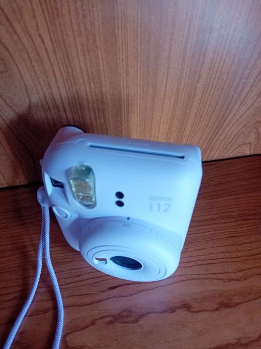 Fujifilm Instax mini 12