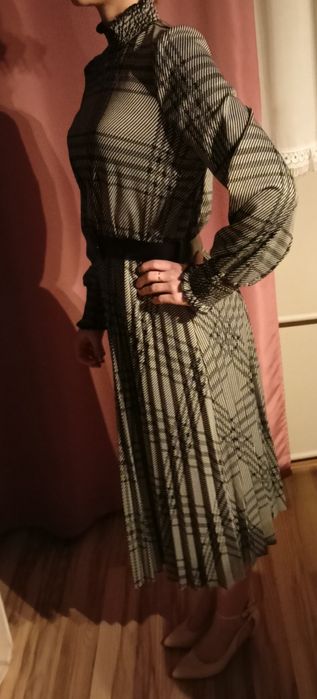 Sukienka długa piękna