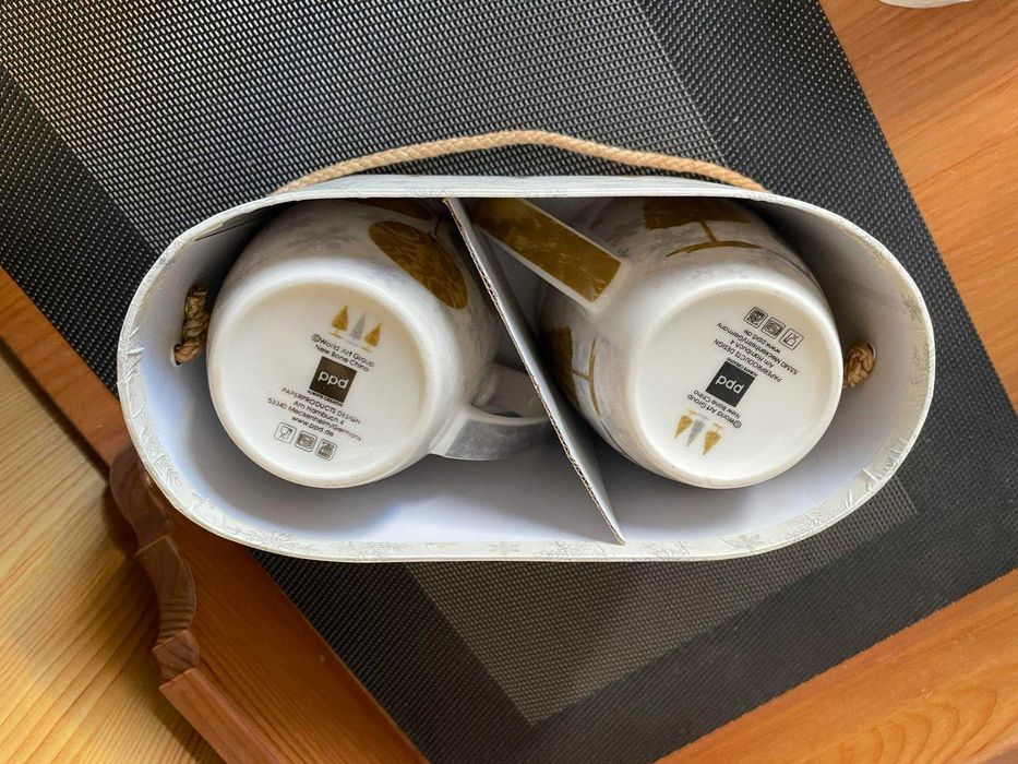2 Świąteczne kubki , porcelana nowe