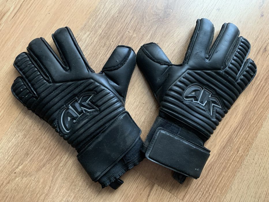 Rękawice sportowe bramkarskie czarne 4Keepers
