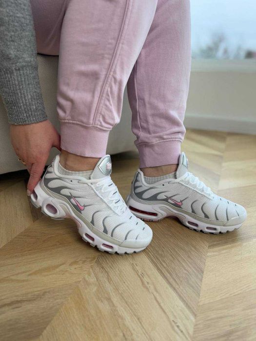 Женские кроссовки Nike Air Max Plus TN White Grey Pink 36-41 Хит! Топ