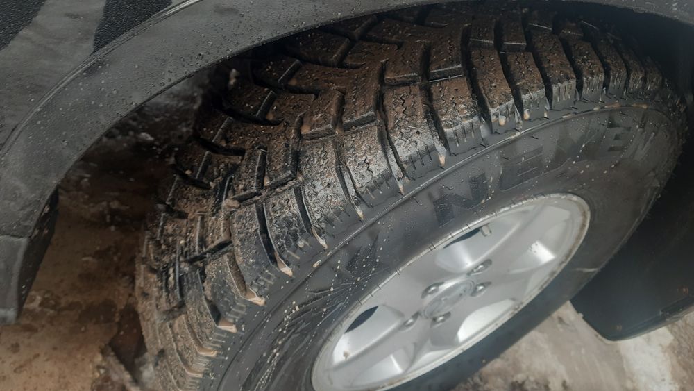 Продам SsangYong Raxton 2.7 дизель