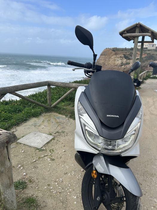Moto Pcx 2017 completa