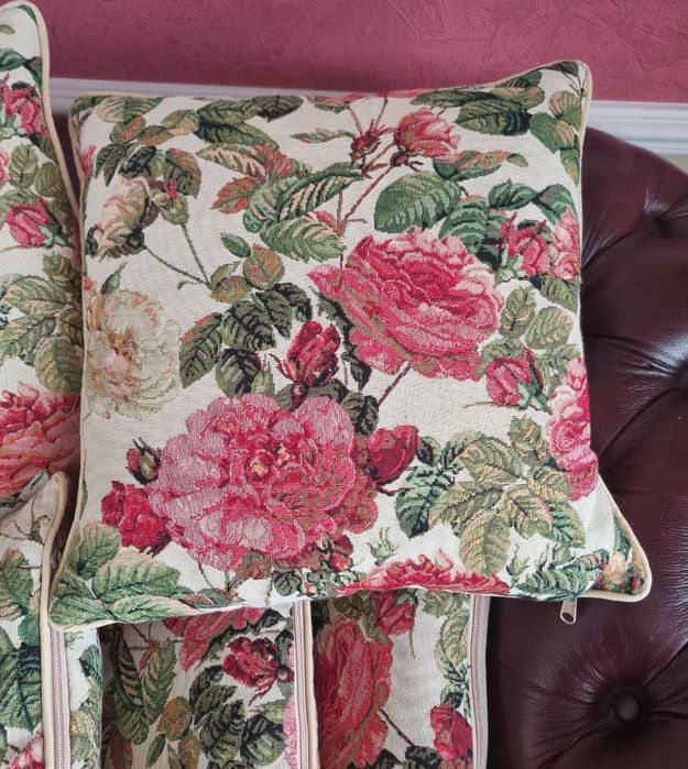 Poduszka ozdobna gobelinowa