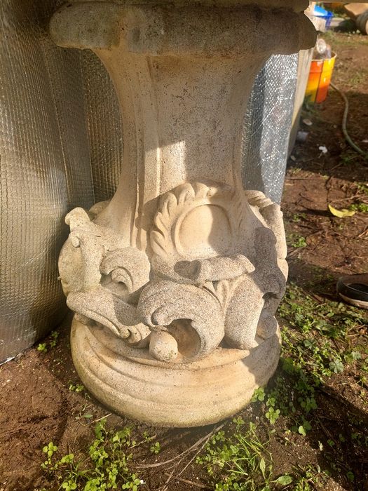 Mesa redonda de jardim