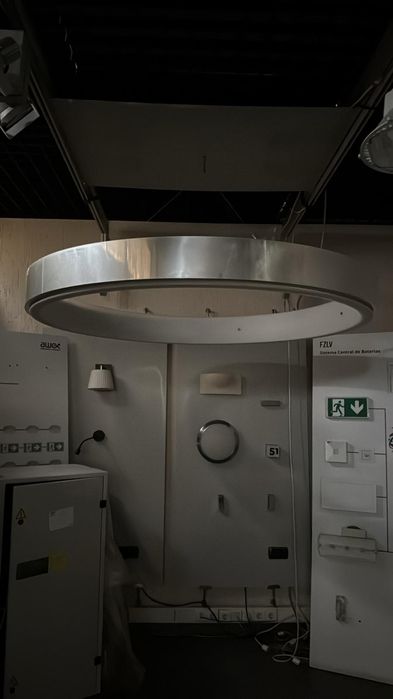 Focos de teto Led cor branca de 800 e 1.400 diametro