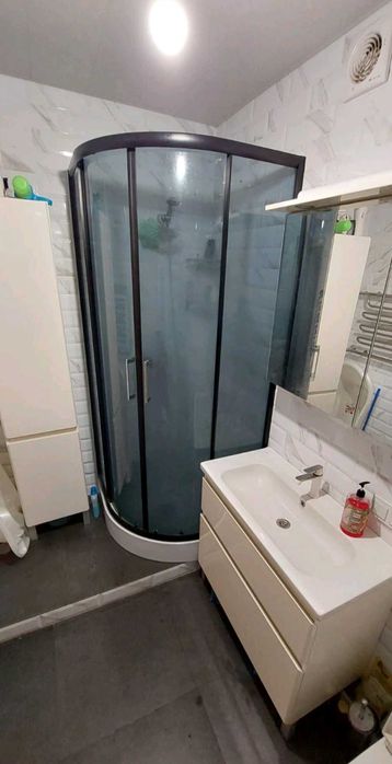 БЕЗ КОМІСІЇ - двоповерхова квартира (6кімнат)