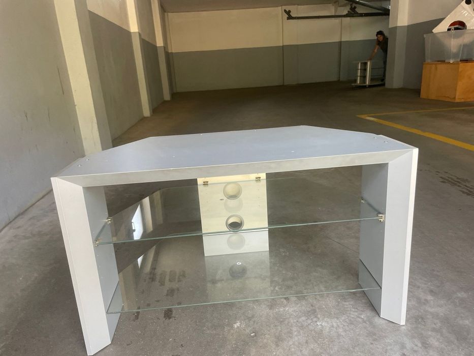 Vendo movel de tv como nova