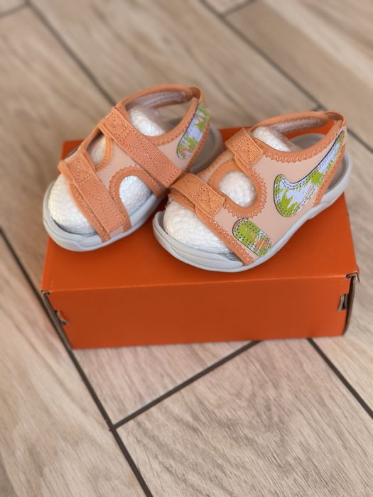 Сандалі Nike Sunray  Adjust 6 Se Peach  21 розмір