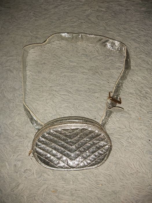 Torebka nerka srebrna stan bardzo dobry