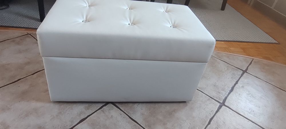 Pufa siedzisko tapicerowane