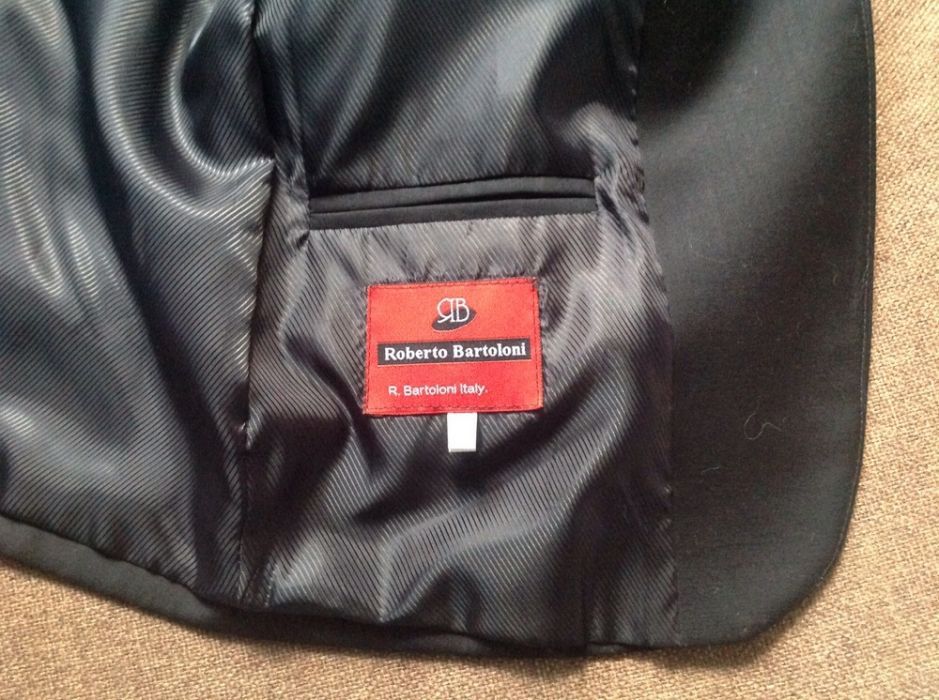 Классический мужской пиджак Roberto Bartoloni