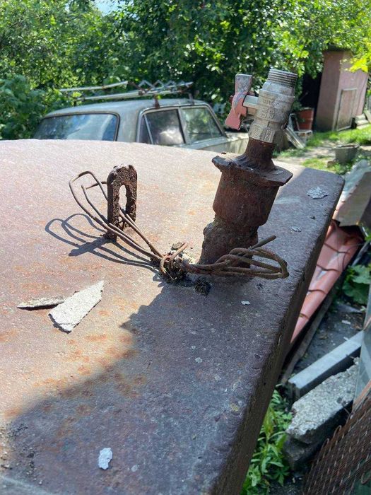 Металевий чан бочка цистерна