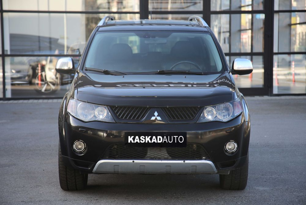 Mitsubishi Outlander XL