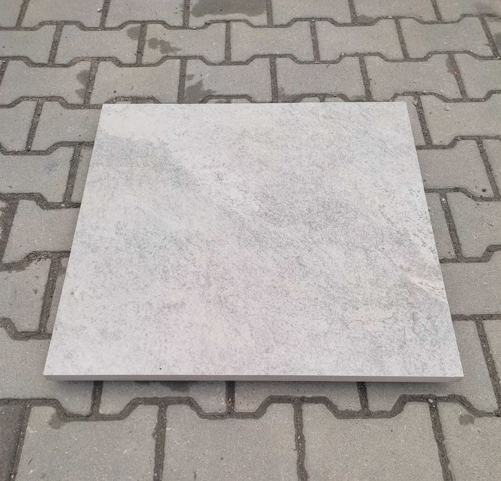 Płytki gresowe 60x60x2 cm Quarzo Silver gat. I