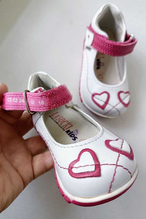 НАТУРАЛЬНА ШКІРА! Туфлі для дівчинки від Lasocki Kids (Польща) 18р