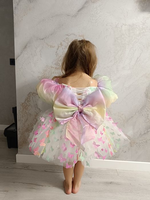 Продам випускну сукню