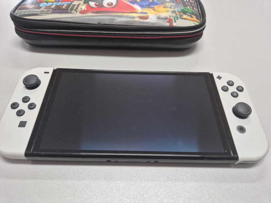 Nintendo Switch Oled komplet