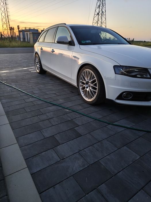 Audi A4b8. RADAR,skóra,panorama,B&O,