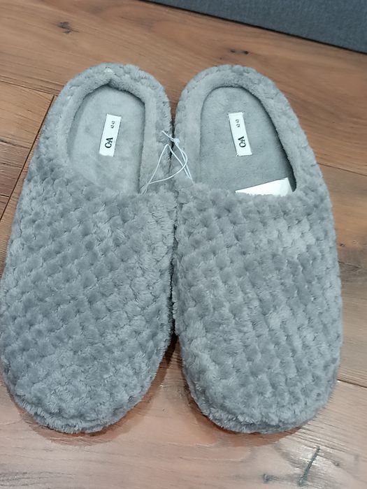 Kapcie damskie 42-43 C&A