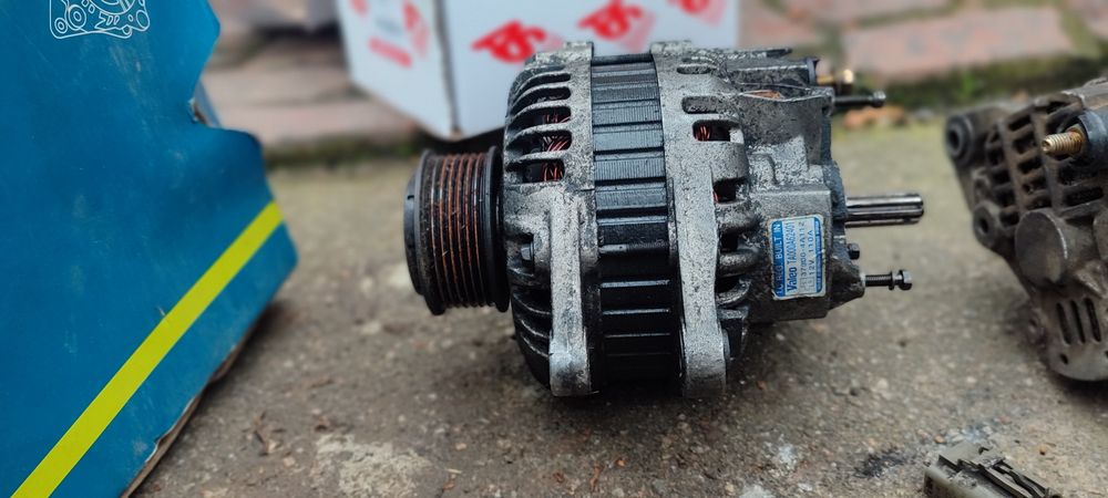 Генератор б/у Кіа соренто