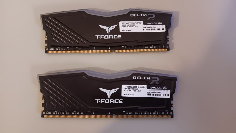 Team Force Delta  R - 32 GB (2x16GB) RAM RGB