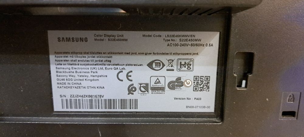 Комп'ютер з монітором