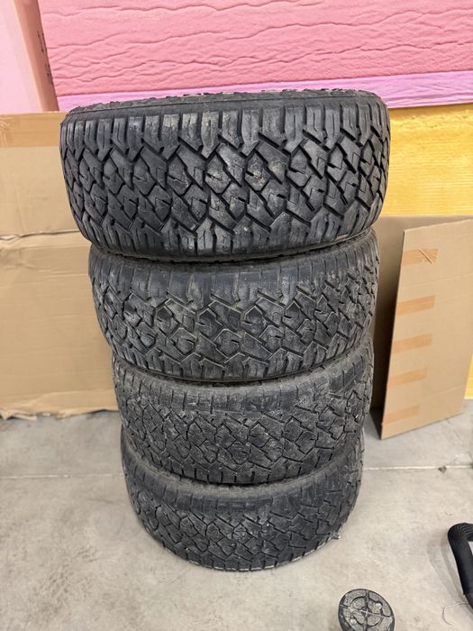 Opony Conqueror 285/50/20 R/T