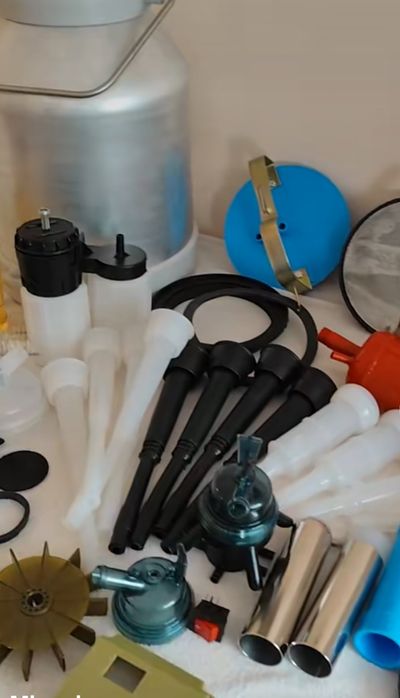 Продам доїльний апарат для кіз і коровів