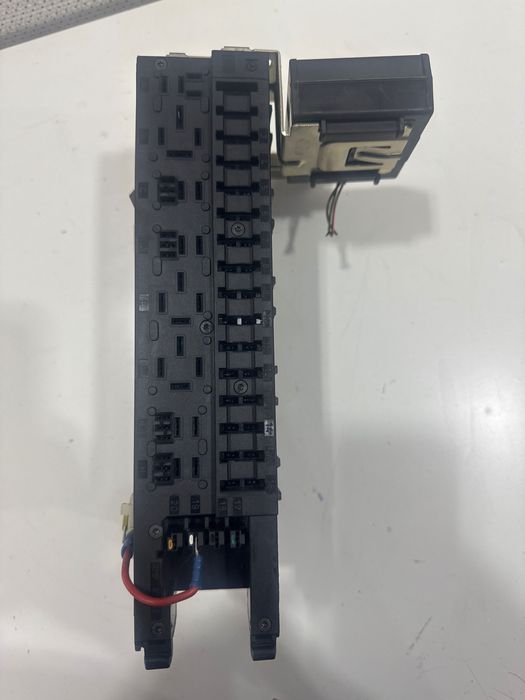 Sam tras Mercedes Benz C Class W203