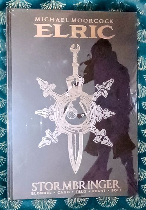 Livro Michael Moorcock's Elric Vol. 2: Stormbringer Deluxe Edition