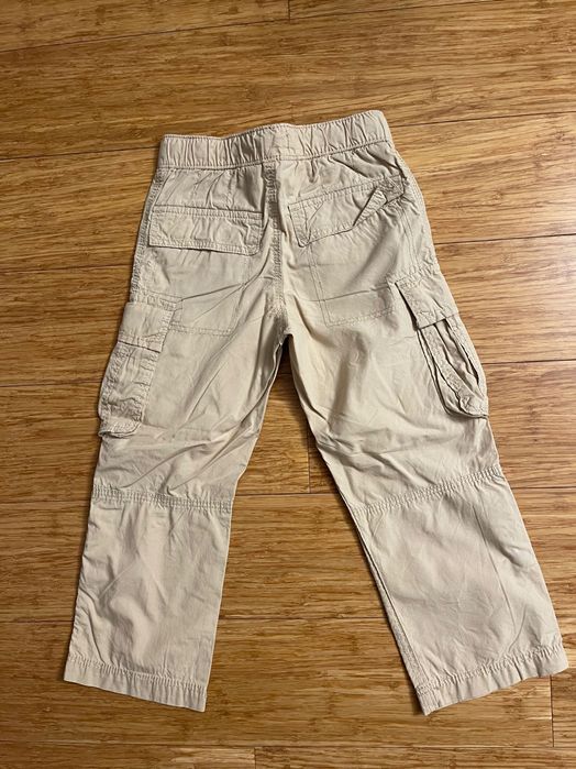 Spodnie chłopięce r. 110