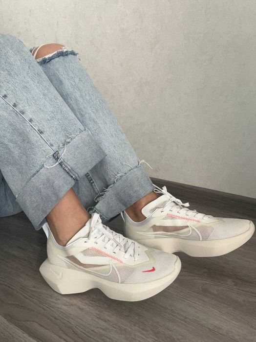 Жіночі кросівки Nike Vista "White/Red" Розміри 36-40