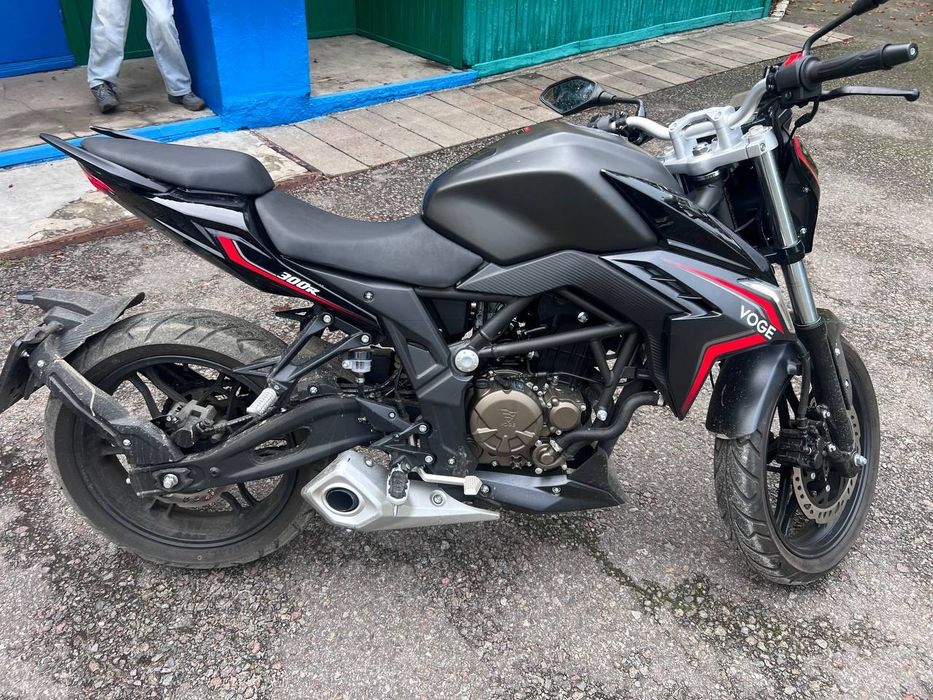Voge 300r на документах