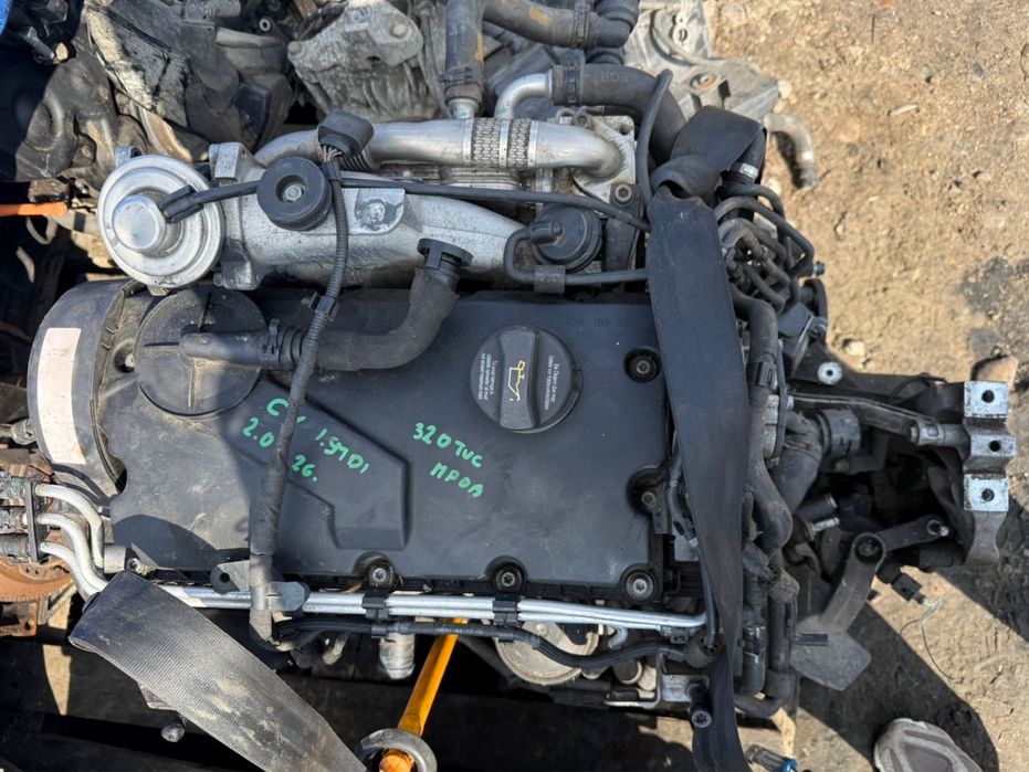 Мотор/двигун/двигатель Volkswagen Golf  Passat Caddy Touran 1.9TDI BXE