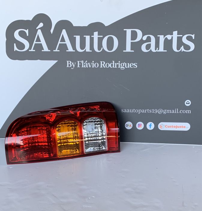 FAROLINS TOYOTA HILUX