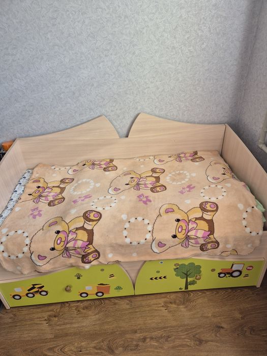 Продам кровать за 3500