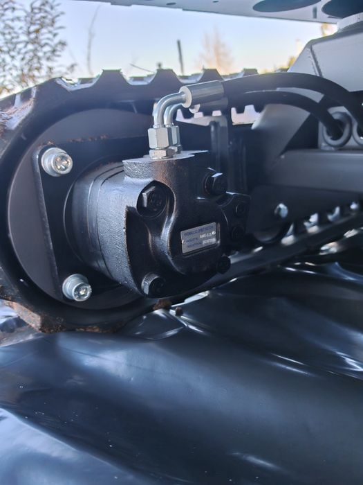 Mini giratória 1000klg