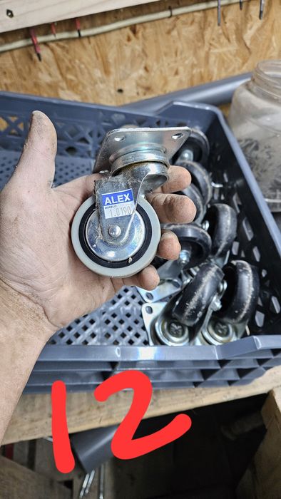 32 rodas de varias medidas  e modelos