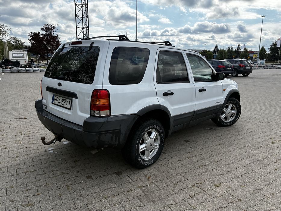 Ford Maverick 2.0LPG 4x4 AT